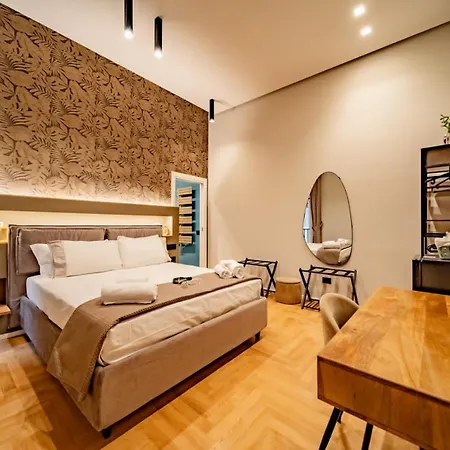 Hugo's Guest house Naples