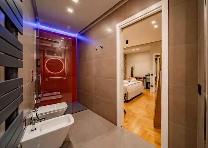 Hugo's Гостевой дом 4*